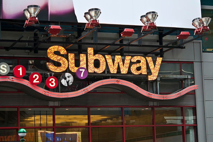 Subway sign w LeeDSC_1109