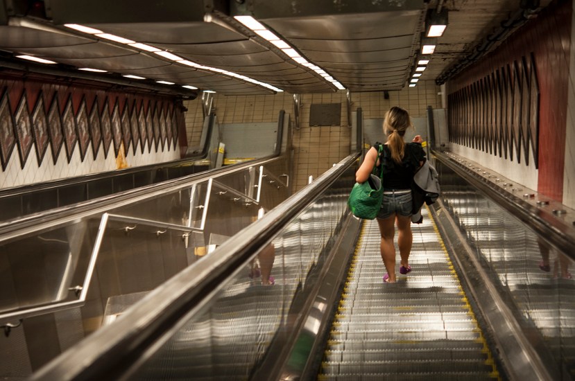 escalator girlDSC_9306