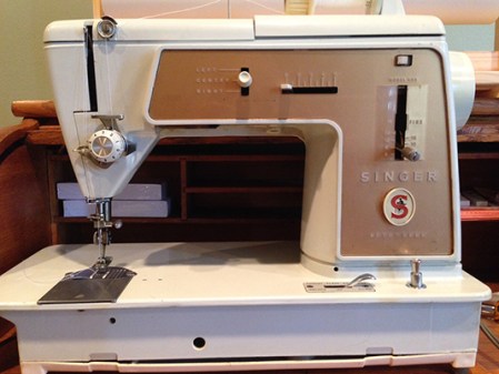 sewing machine IMG_5153