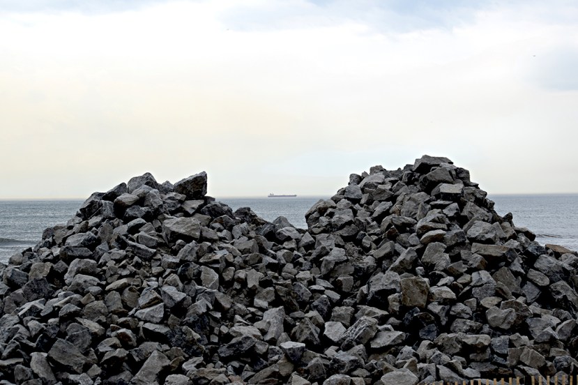Rock piles DSC_0117.jpg